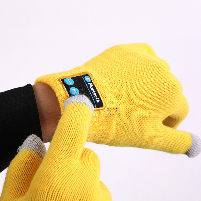 Bluetooth Gloves Answer The Phone For Outdoor Riding - Image 2