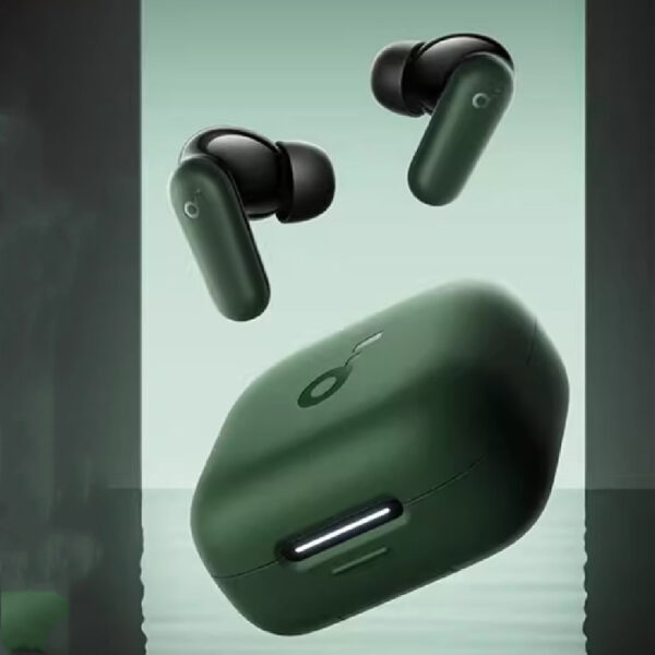 Fashionable Noise-Canceling In-Ear Bluetooth Headphones