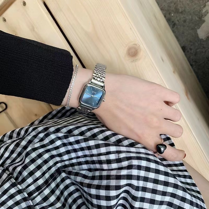 Cool Style All-matching Graceful Retro High Sense Fashion Simple Quartz Watch - Image 2