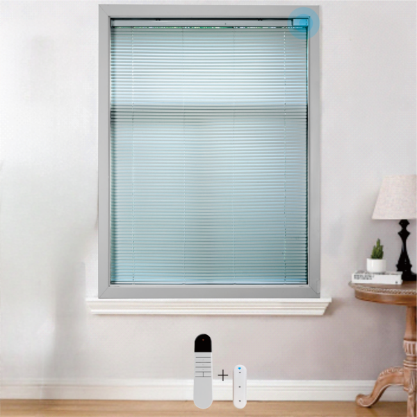 Equipped With A 15 Channel Remote Control Solar Charging Panel, Electric Blinds, Intelligent Remote Control Curtains, Silent Sunshades, Detachable Rechargeable Lithium Batteries